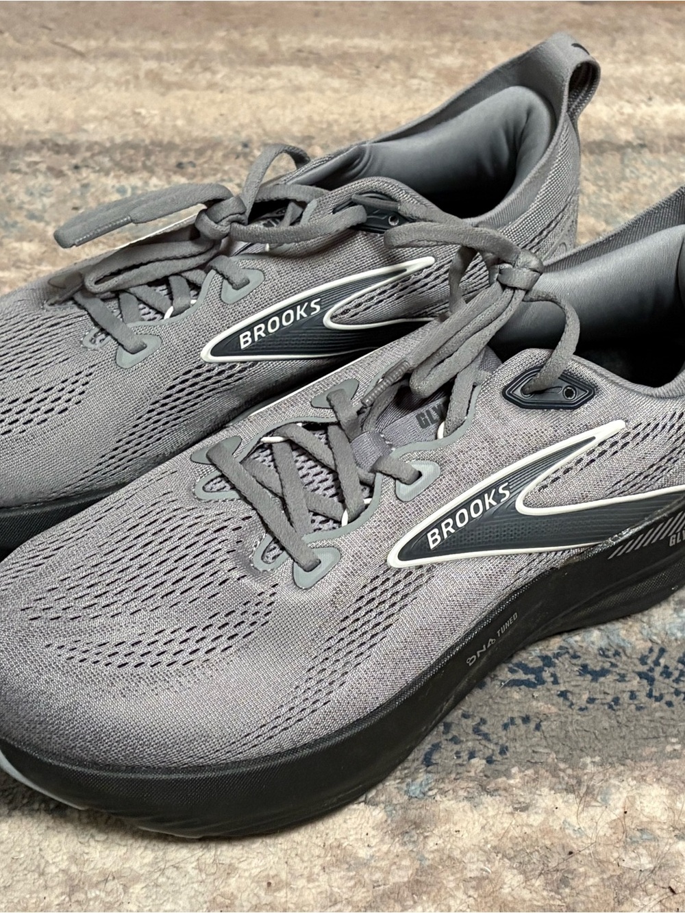 Men’s Brooks Glycerin GTS 22 Running Shoes Size 11 NEW!